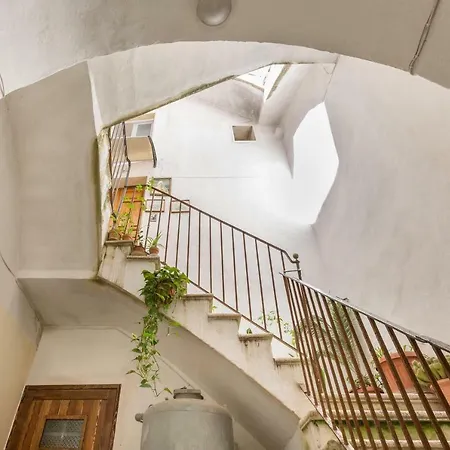 Casa Della Rocca Holiday home *